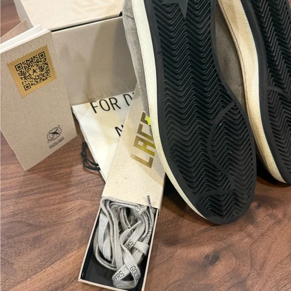 Golden Goose Gray Sneakers with Neon Yellow Star - Picture 5 of 8